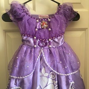 Purple dress up costume size 100